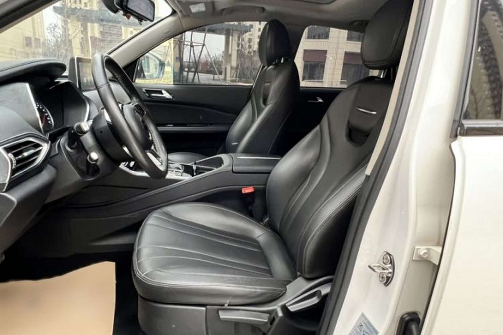 Used Zotye T600 2019 1.5T Automatic Luxury Model Interior 1