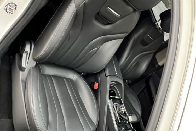 Used Zotye T600 2019 1.5T Automatic Luxury Model Interior 4