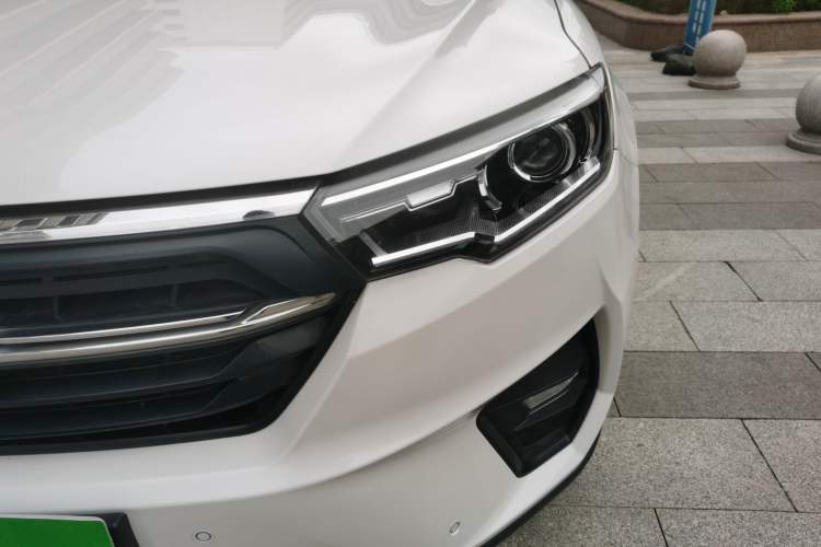 Used Zotye T600 2019 1.5T Automatic Luxury Edition Left Front Headlight