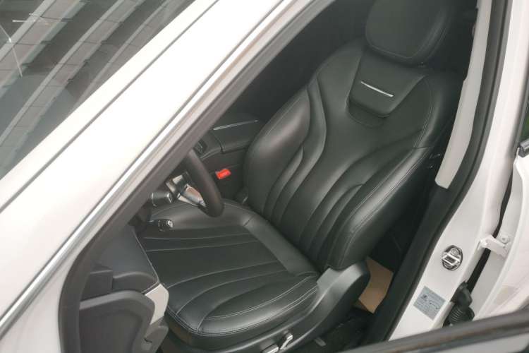 Used Zotye T600 2019 1.5T Automatic Luxury Edition Left Front Seat