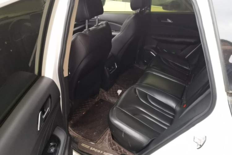 Used Zotye T600 2019 1.5T Automatic Luxury Edition Left Rear Seat