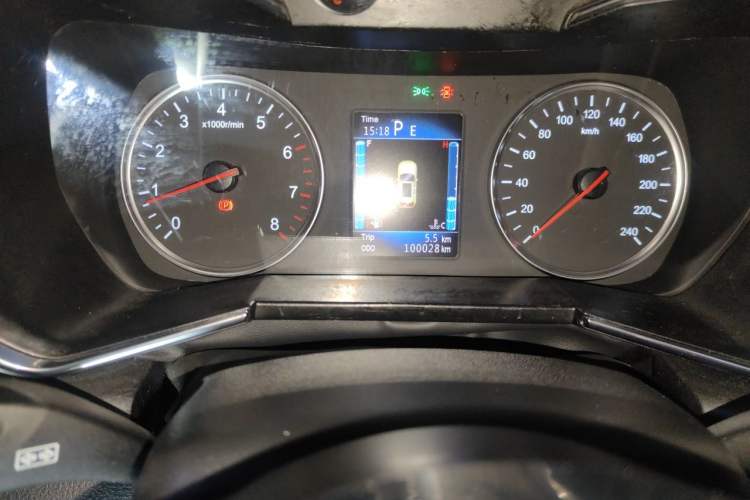 Used Zotye T600 2019 1.5T Automatic Luxury Edition Odometer Close Up