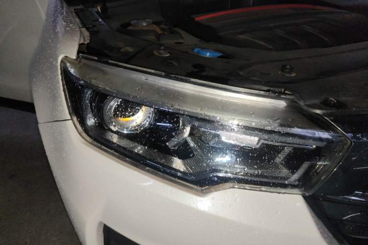 Used Zotye T600 2019 1.5T Automatic Luxury Edition Right Front Headlight
