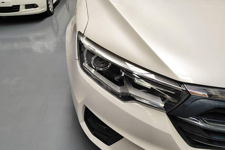 Used Zotye T600 2019 1.5T Manual Luxury Version Right Front Headlight
