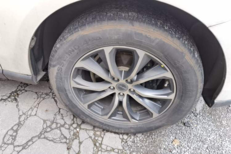 Used Zotye T600 2019 1.5T Automatic Luxury Edition Right Front Wheel Hub