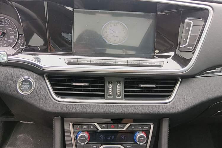 Used Zotye T600 Coupe 2017 1.5T Automatic Luxury Model Audio And AC Panel
