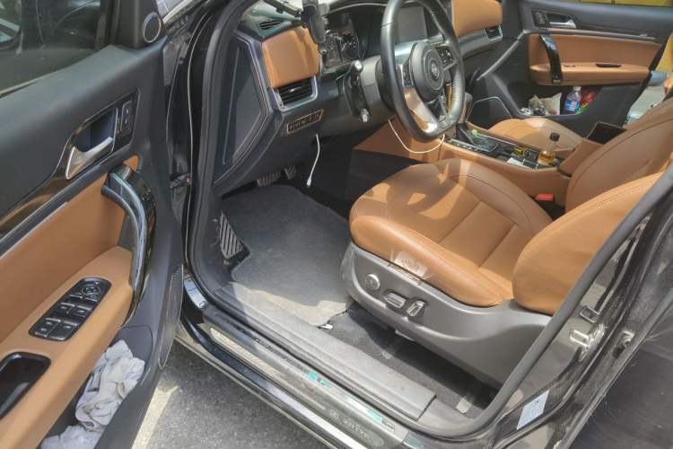 Used Zotye T600 Coupe 2017 1.5T Automatic Luxury Model Driver Seat