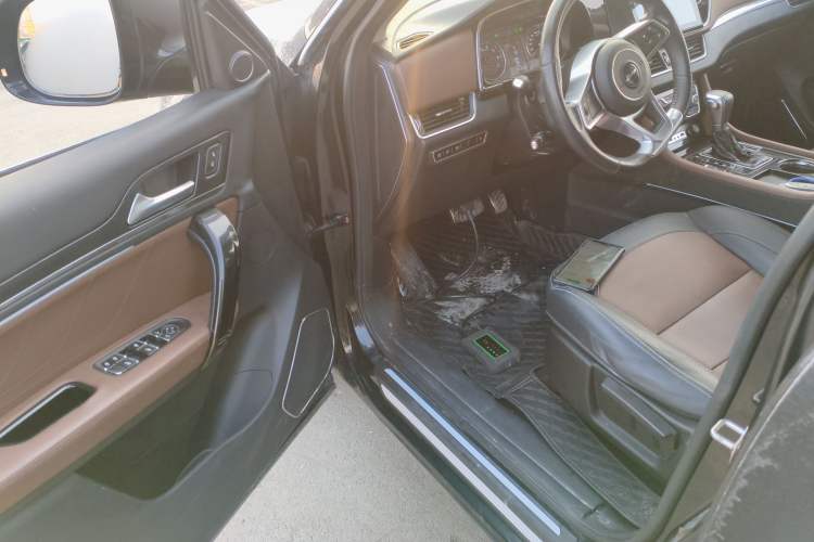 Used Zotye T600 Coupe 2017 1.8T Automatic Luxury Model Driver Seat