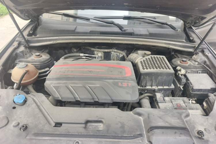 Used Zotye T600 Coupe 2017 1.5T Automatic Luxury Model Engine Bay
