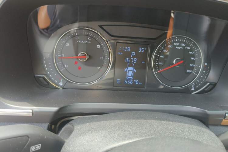 Used Zotye T600 Coupe 2017 1.5T Automatic Luxury Model Instrument Cluster