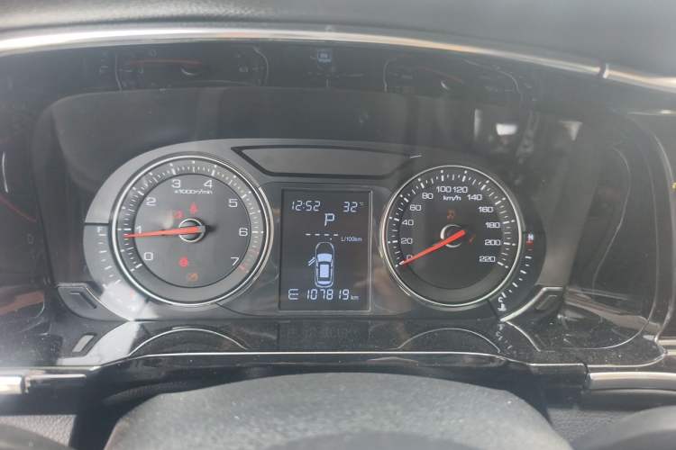 Used Zotye T600 Coupe 2017 1.5T Automatic Luxury Model Instrument Cluster