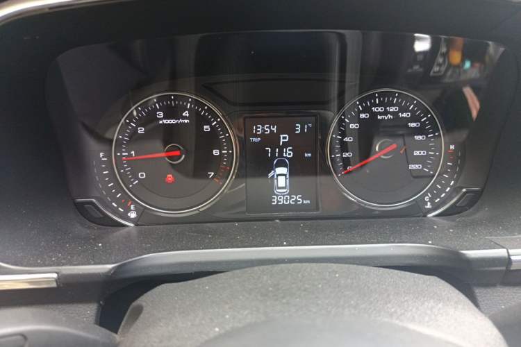 Used Zotye T600 Coupe 2017 1.8T Automatic Luxury Model Instrument Cluster