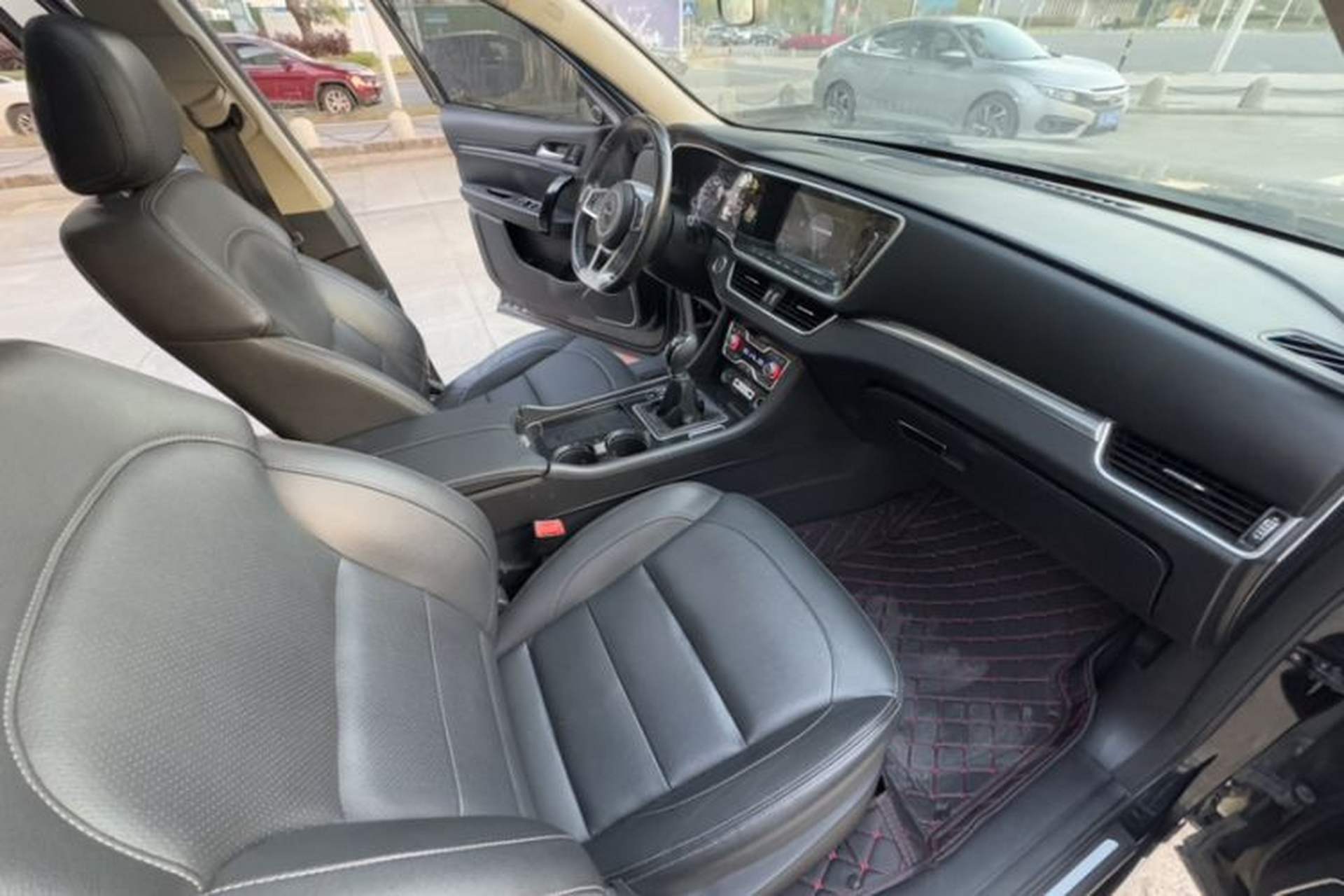 Used Zotye T600 Coupe 2017 1.5T Manual Luxury Model Interior 2
