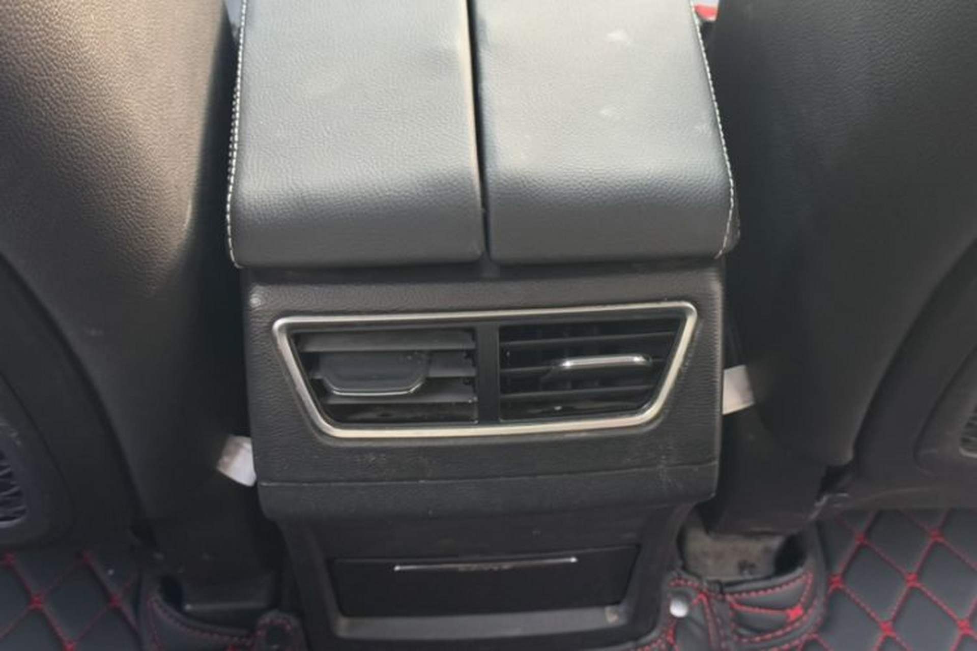 Used Zotye T600 Coupe 2017 1.5T Manual Luxury Model Interior 5