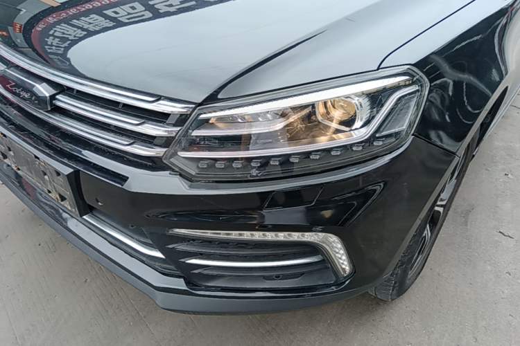 Used Zotye T600 Coupe 2017 1.5T Automatic Luxury Model Left Front Headlight