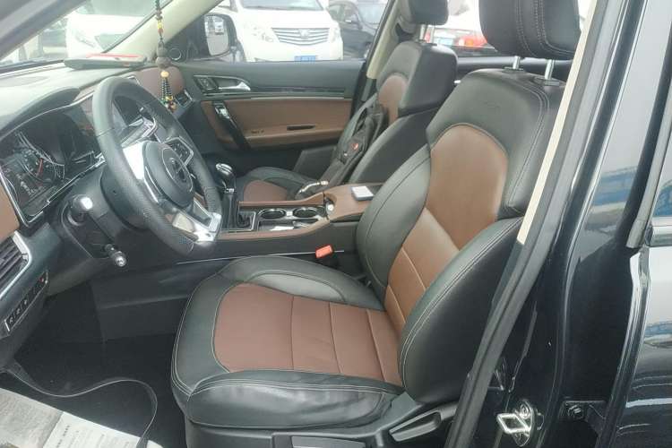 Used Zotye T600 Coupe 2017 1.5T Manual Luxury Model Left Front Seat