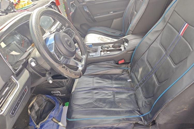 Used Zotye T600 Coupe 2017 1.5T Automatic Luxury Model Left Front Seat