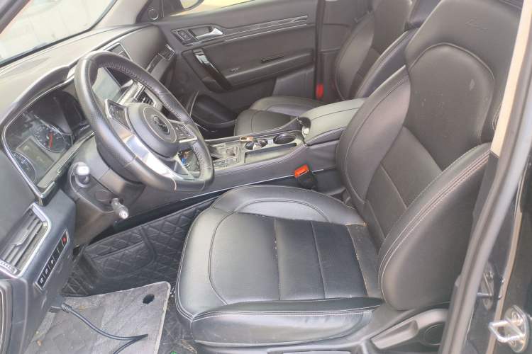 Used Zotye T600 Coupe 2017 1.5T Automatic Luxury Model Left Front Seat