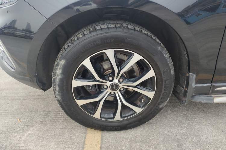 Used Zotye T600 Coupe 2017 1.5T Automatic Luxury Model Left Front Wheel Hub