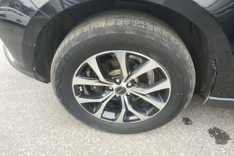 Used Zotye T600 Coupe 2017 1.5T Manual Luxury Model Left Front Wheel Hub