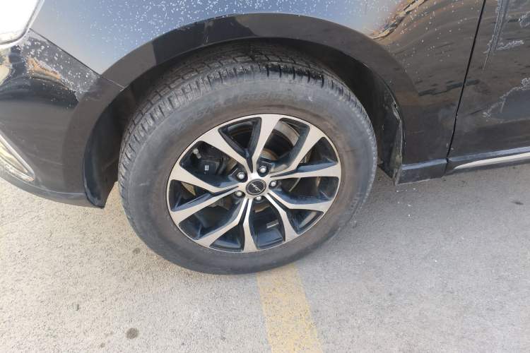 Used Zotye T600 Coupe 2017 1.8T Automatic Luxury Model Left Front Wheel Hub