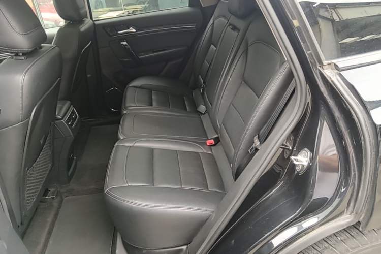 Used Zotye T600 Coupe 2017 1.5T Automatic Luxury Model Left Rear Seat