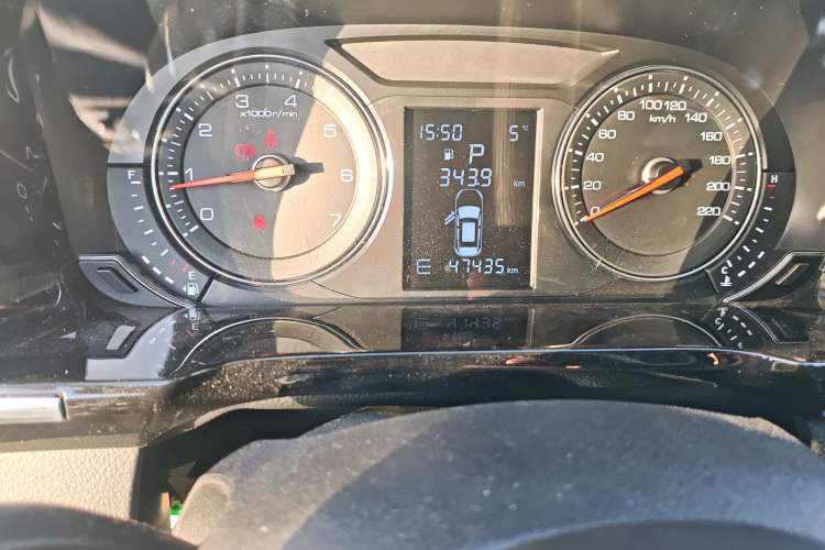 Used Zotye T600 Coupe 2017 1.5T Automatic Luxury Model Odometer Close Up