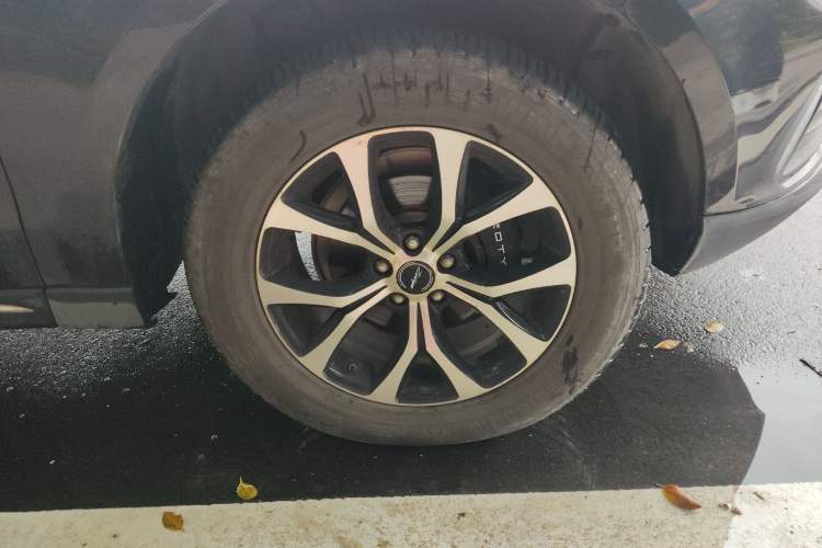 Used Zotye T600 Coupe 2017 1.5T Manual Luxury Model Right Front Wheel Hub