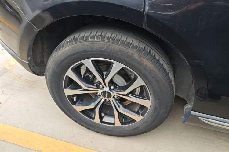 Used Zotye T600 Coupe 2017 1.5T Manual Luxury Model Right Rear Wheel Hub
