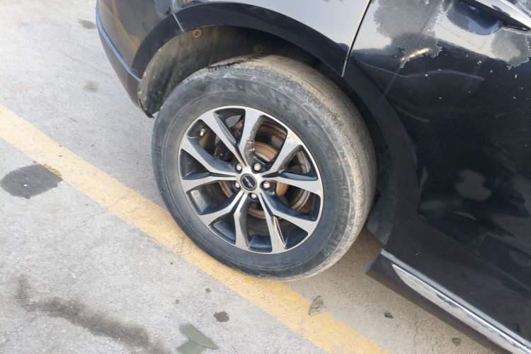 Used Zotye T600 Coupe 2017 1.8T Automatic Luxury Model Right Rear Wheel Hub