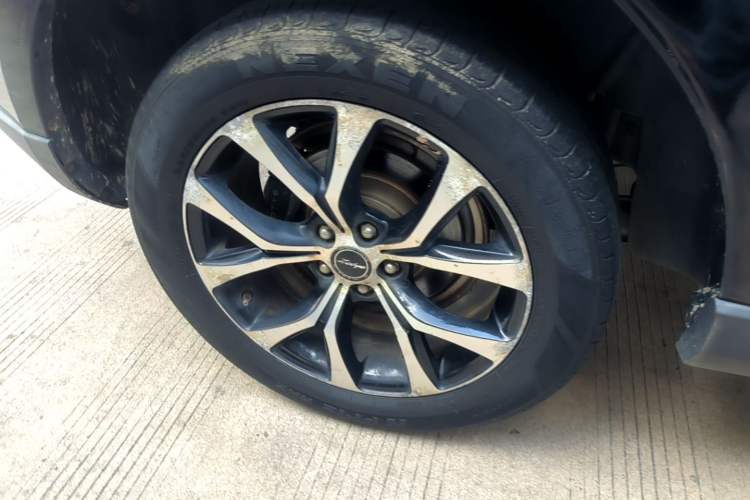 Used Zotye T600 Coupe 2017 1.5T Automatic Luxury Model Right Rear Wheel Hub