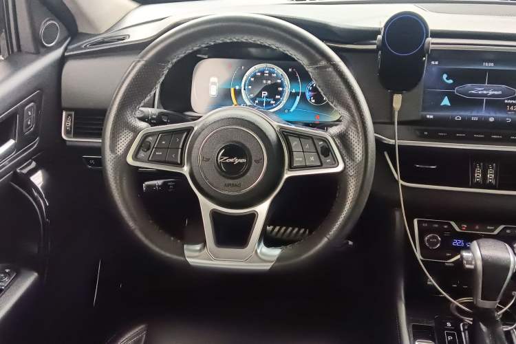 Used Zotye T600 Coupe 2017 1.5T Automatic Luxury Model Steering Wheel