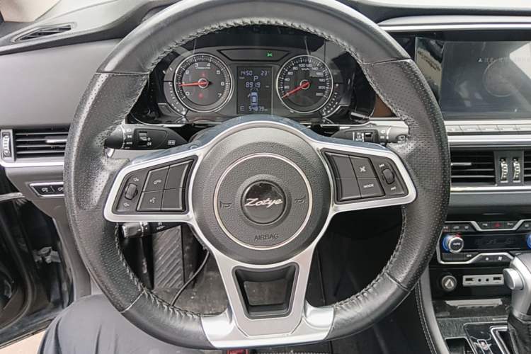 Used Zotye T600 Coupe 2017 1.5T Automatic Luxury Model Steering Wheel
