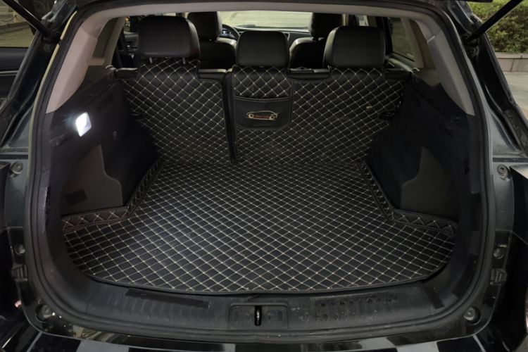 Used Zotye T600 Coupe 2017 1.5T Manual Luxury Model Trunk