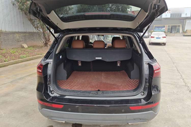 Used Zotye T600 Coupe 2017 1.5T Automatic Luxury Model Trunk