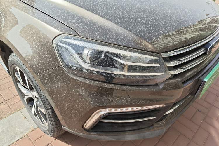 Used Zotye T600 Coupe 2017 1.5T Automatic Luxury Model Right Front Headlight