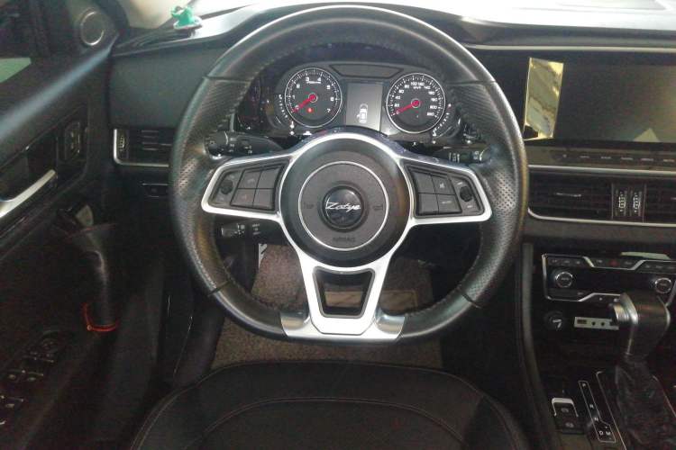 Used Zotye T600 Coupe 2017 1.5T Automatic Luxury Model Steering Wheel