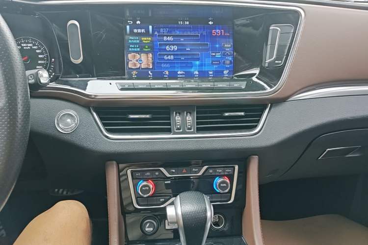 Used Zotye T600 Coupe 2017 1.5T Automatic Luxury Model Audio And AC Panel