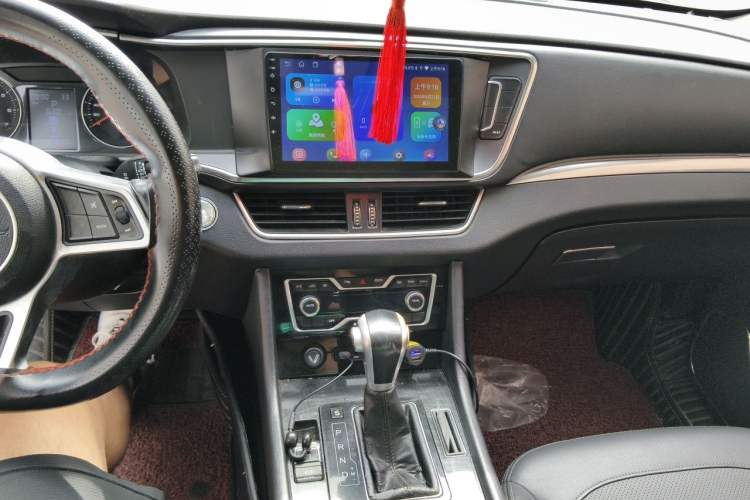 Used Zotye T600 Coupe 2017 1.8T Automatic Prestige Model Audio And AC Panel