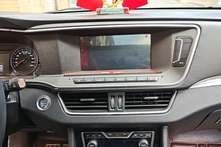 Used Zotye T600 Coupe 2017 1.5T Automatic Luxury Model Audio And AC Panel