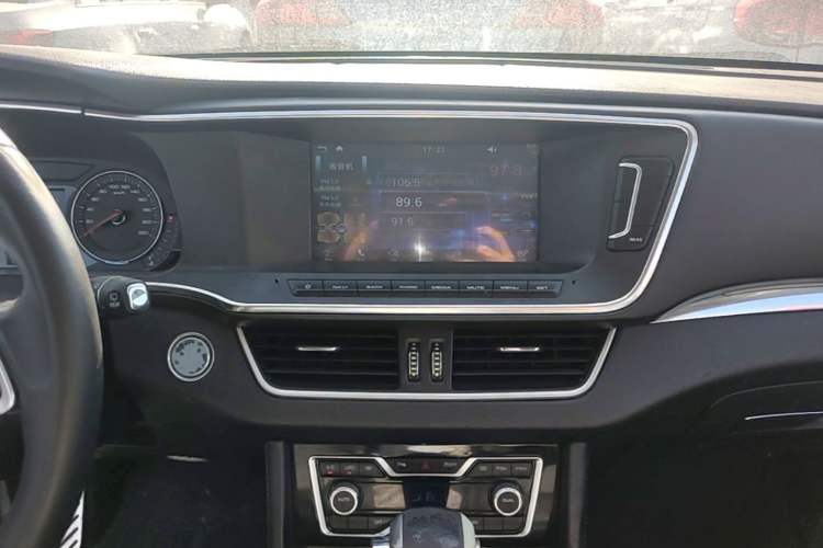 Used Zotye T600 Coupe 2017 1.5T Automatic Luxury Model Audio And AC Panel