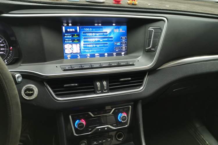 Used Zotye T600 Coupe 2017 1.5T Manual Luxury Model Audio And AC Panel