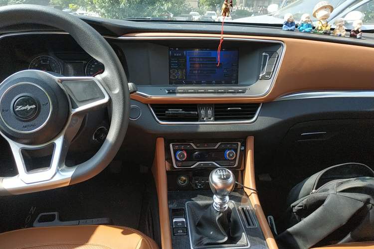 Used Zotye T600 Coupe 2017 1.5T Manual Luxury Model Audio And AC Panel