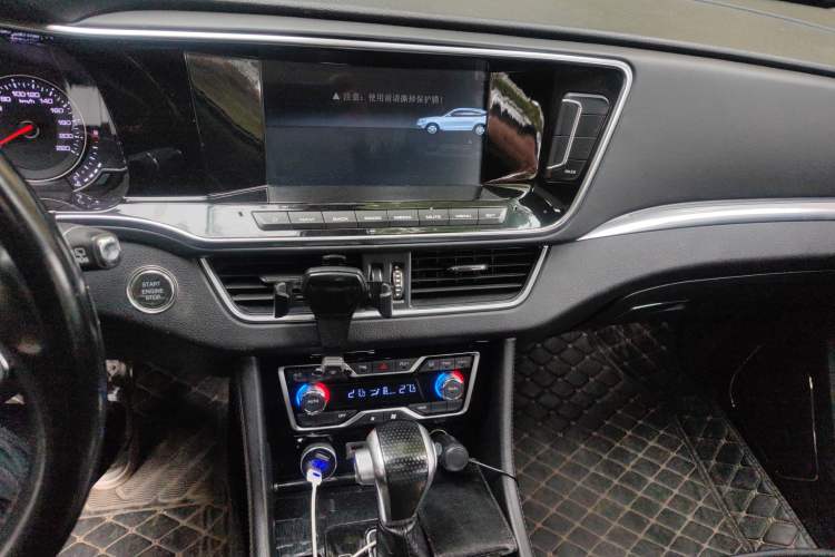 Used Zotye T600 Coupe 2017 1.5T Automatic Luxury Model Audio And AC Panel
