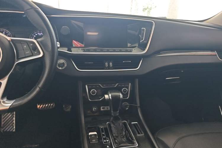 Used Zotye T600 Coupe 2017 1.5T Automatic Luxury Model Audio And AC Panel