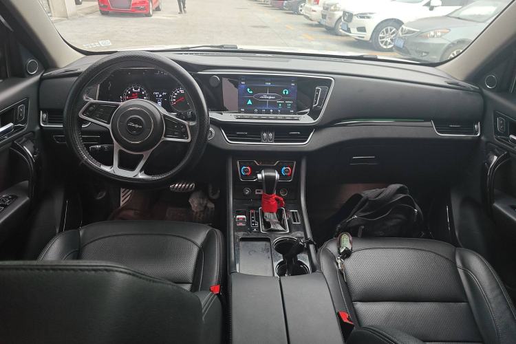 Used Zotye T600 Coupe 2017 1.5T Automatic Luxury Model Center Console