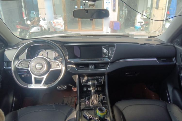 Used Zotye T600 Coupe 2017 1.5T Automatic Luxury Model Center Console