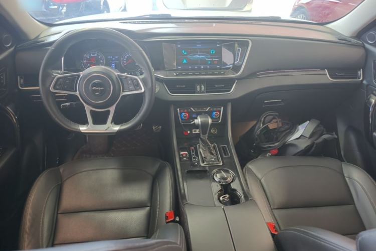 Used Zotye T600 Coupe 2017 1.5T Automatic Luxury Model Center Console