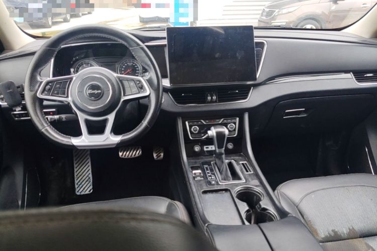 Used Zotye T600 Coupe 2017 1.5T Automatic Luxury Model Center Console