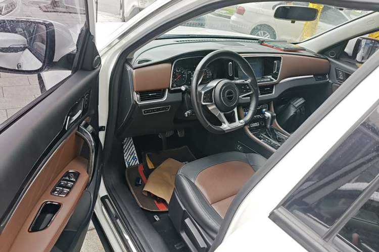 Used Zotye T600 Coupe 2017 1.5T Automatic Luxury Model Driver Seat